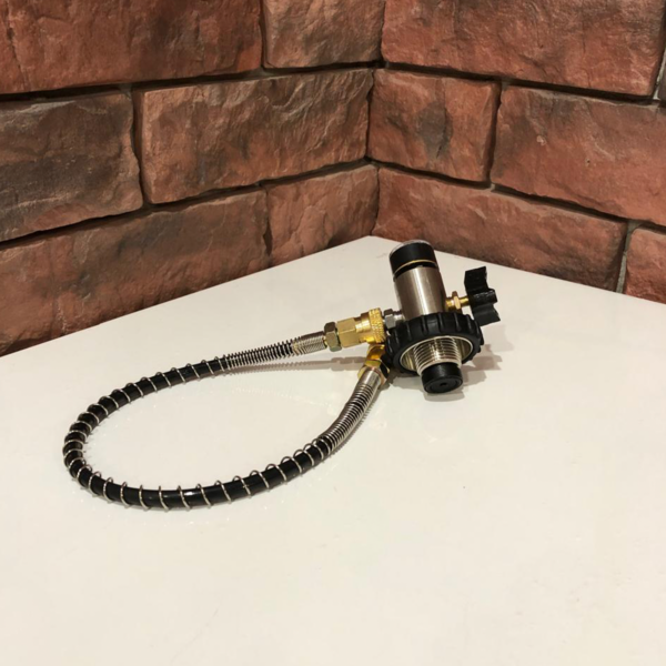 Заправочная станция №6 с манометром FX, поворотная (что позволяет крепить её Вам в удобном положении на баллоне либо колбе ВД).