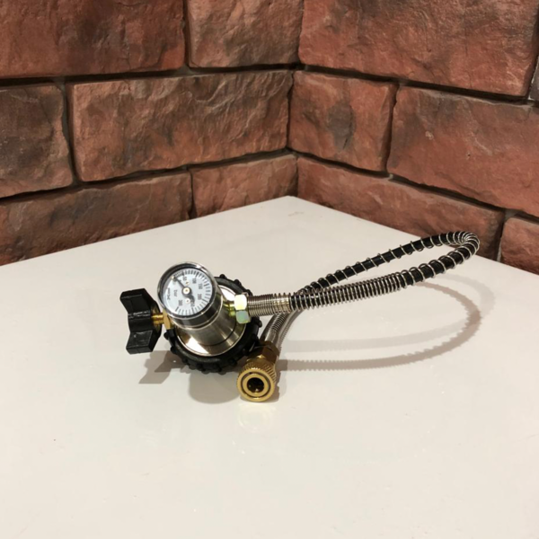 Заправочная станция №4 с манометром FX поворотная (что позволяет закреплять на баллоне в удобном для Вас положении).